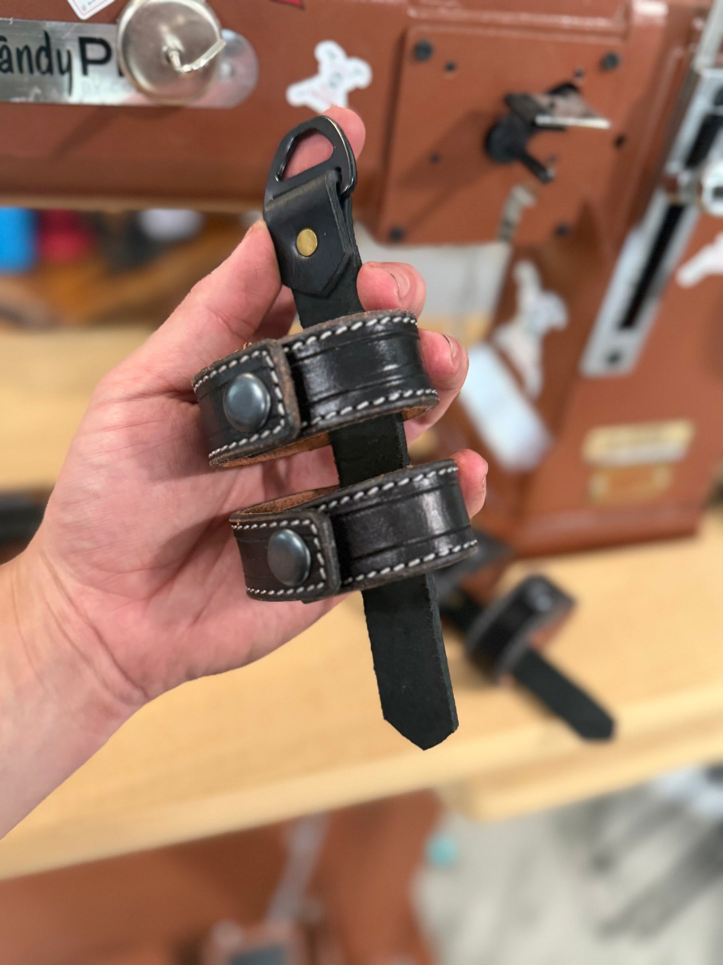 “THE MINIMALIST ” FLASH SALE! Leather Inverted flashlight holder