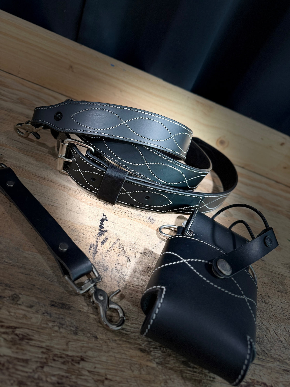 The Gunslinger Radio Strap Set