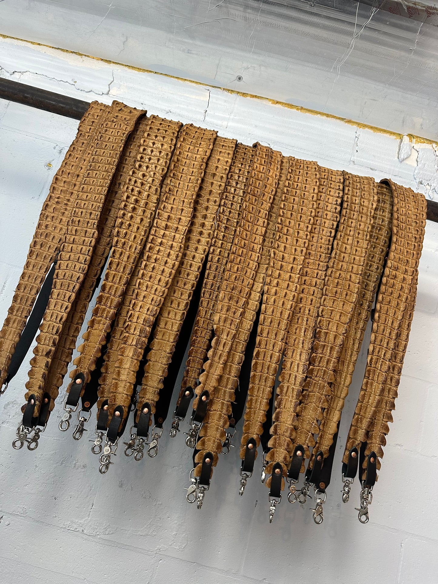 CUSTOM CROCODILE RADIO STRAP SET