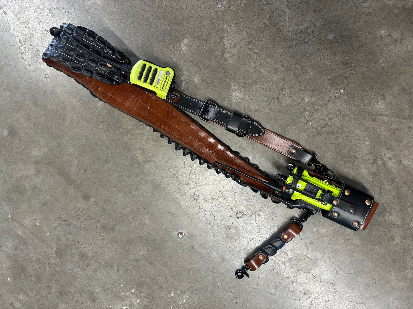 CUSTOM CROCODILE RADIO STRAP SET DUAL COLOR