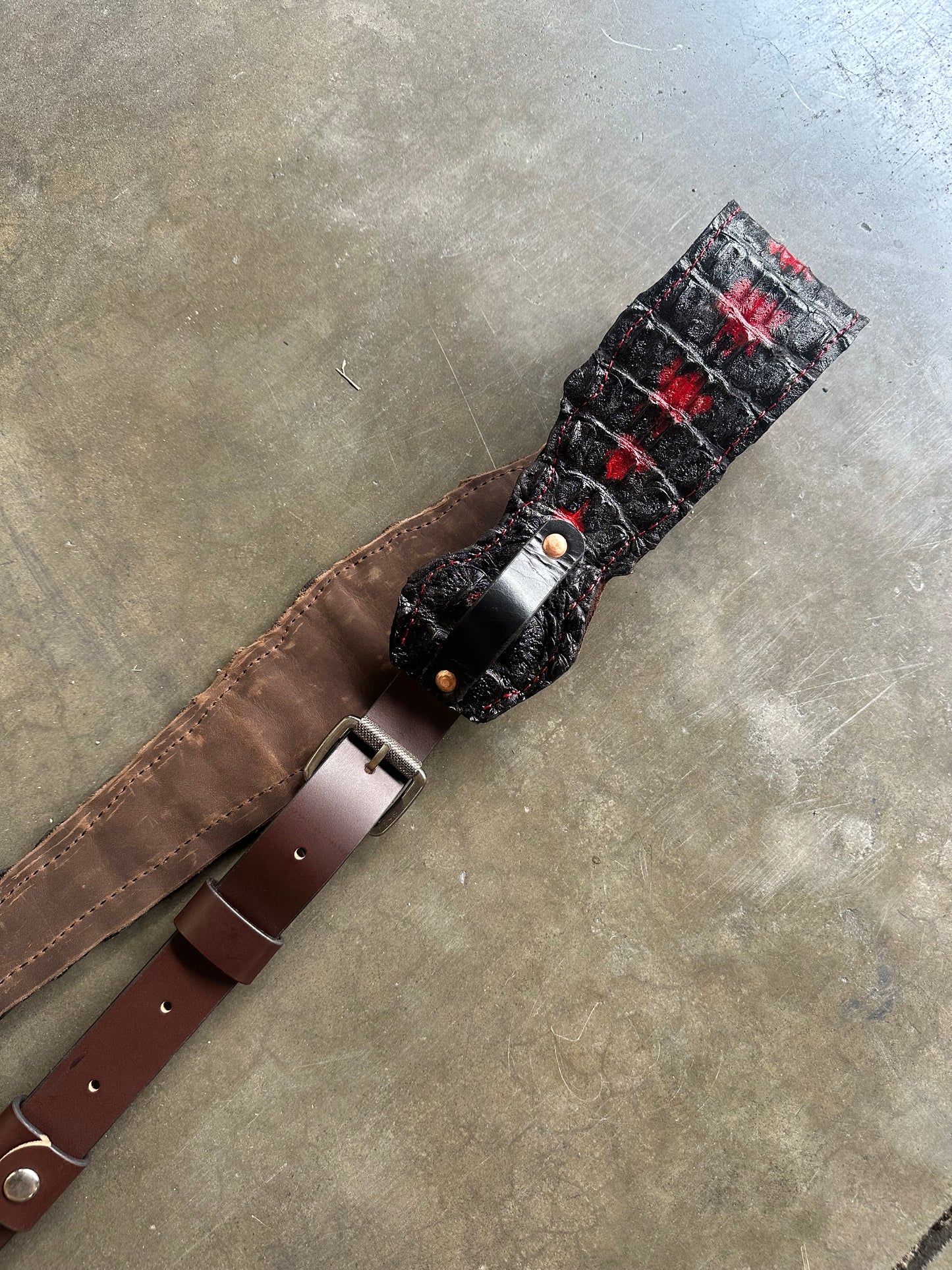 (1 OFF) CUSTOM CROCODILE RADIO STRAP SET