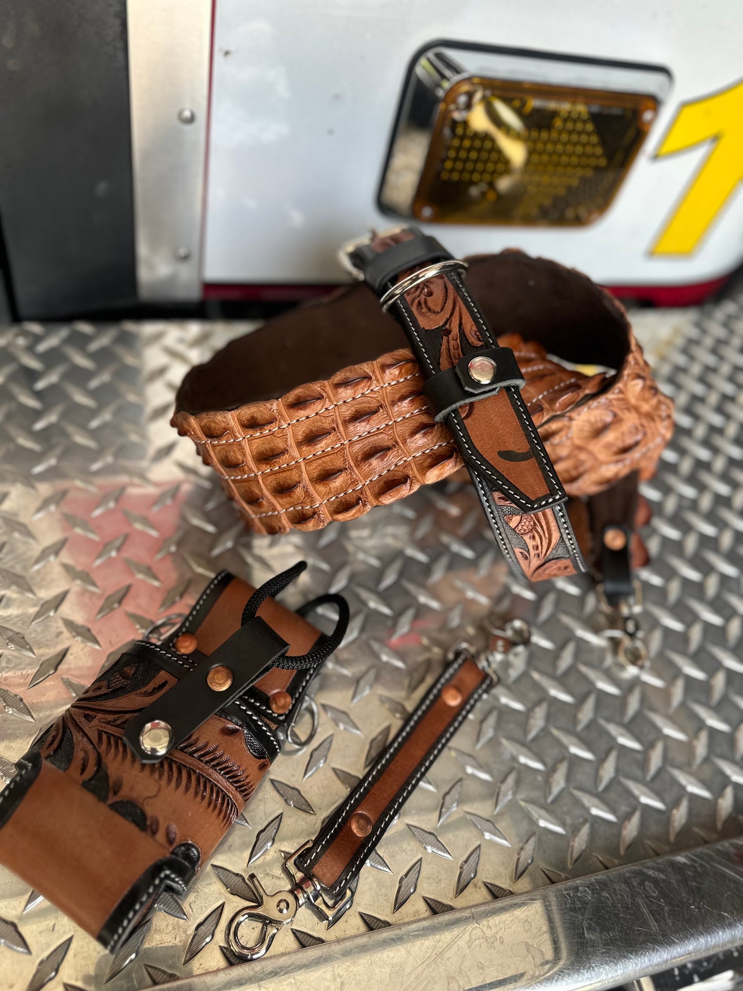 TOOLED x CROC STRAP SET