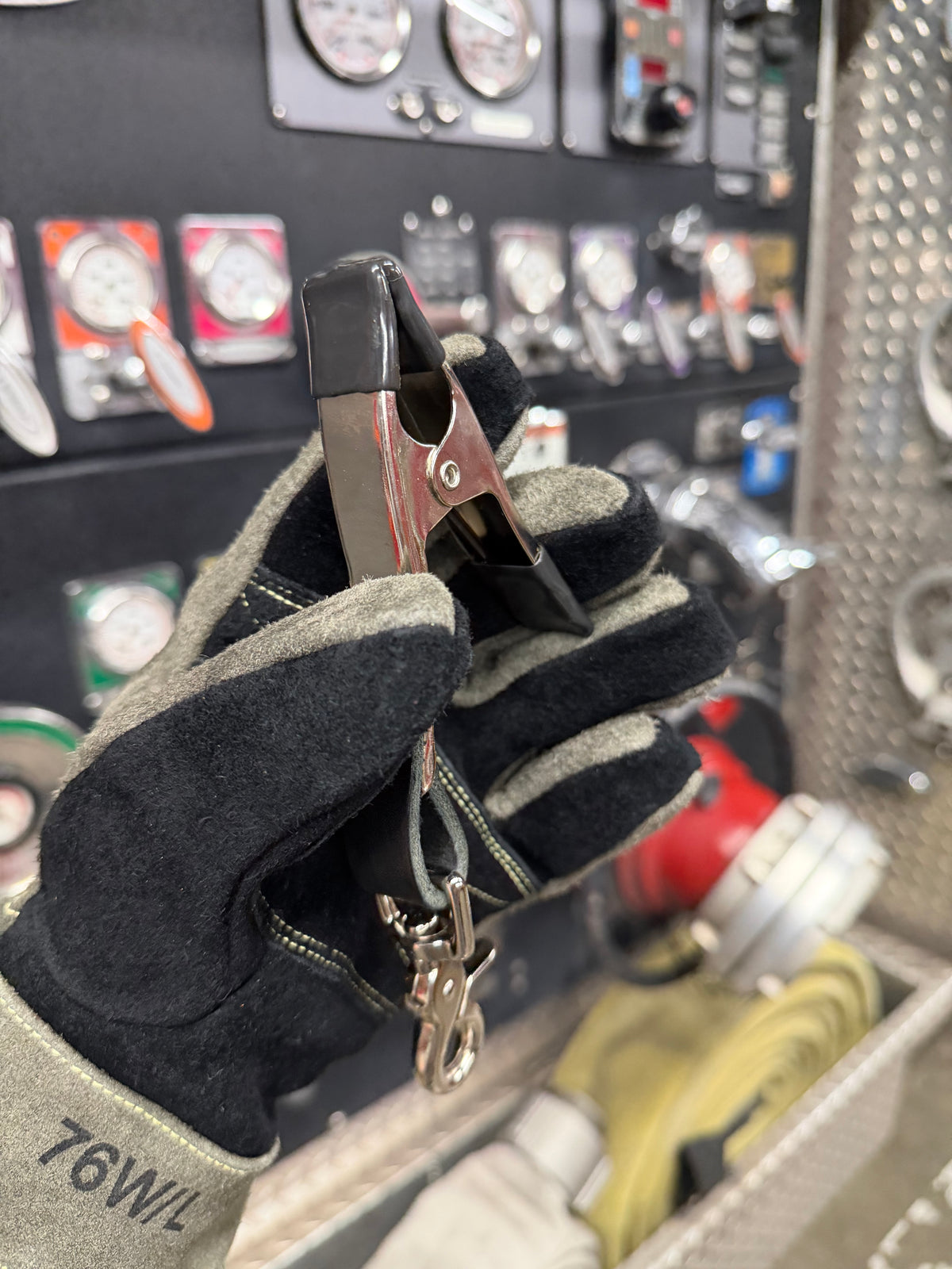 Glove Clamp