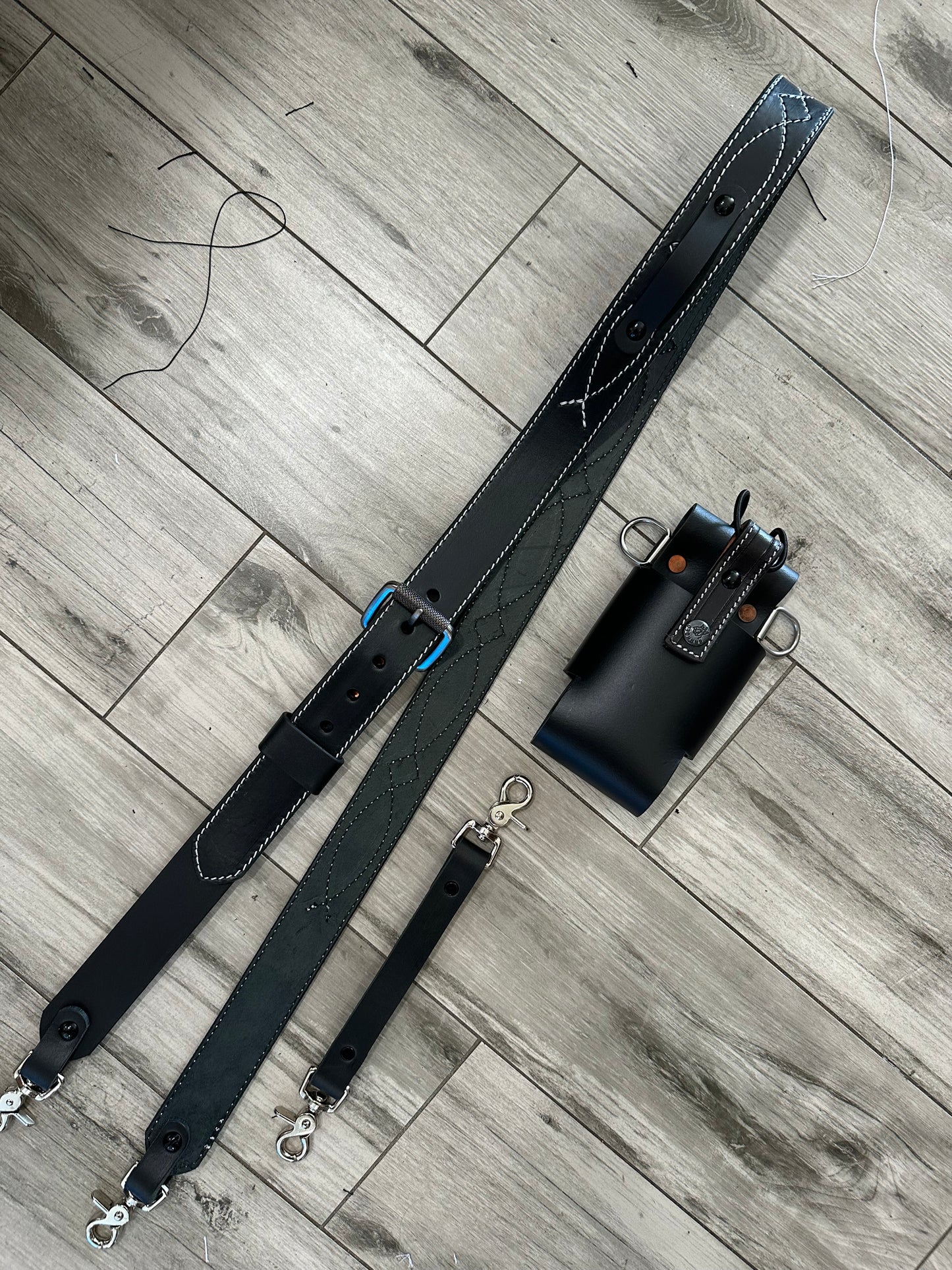 The Gunslinger Radio Strap Set