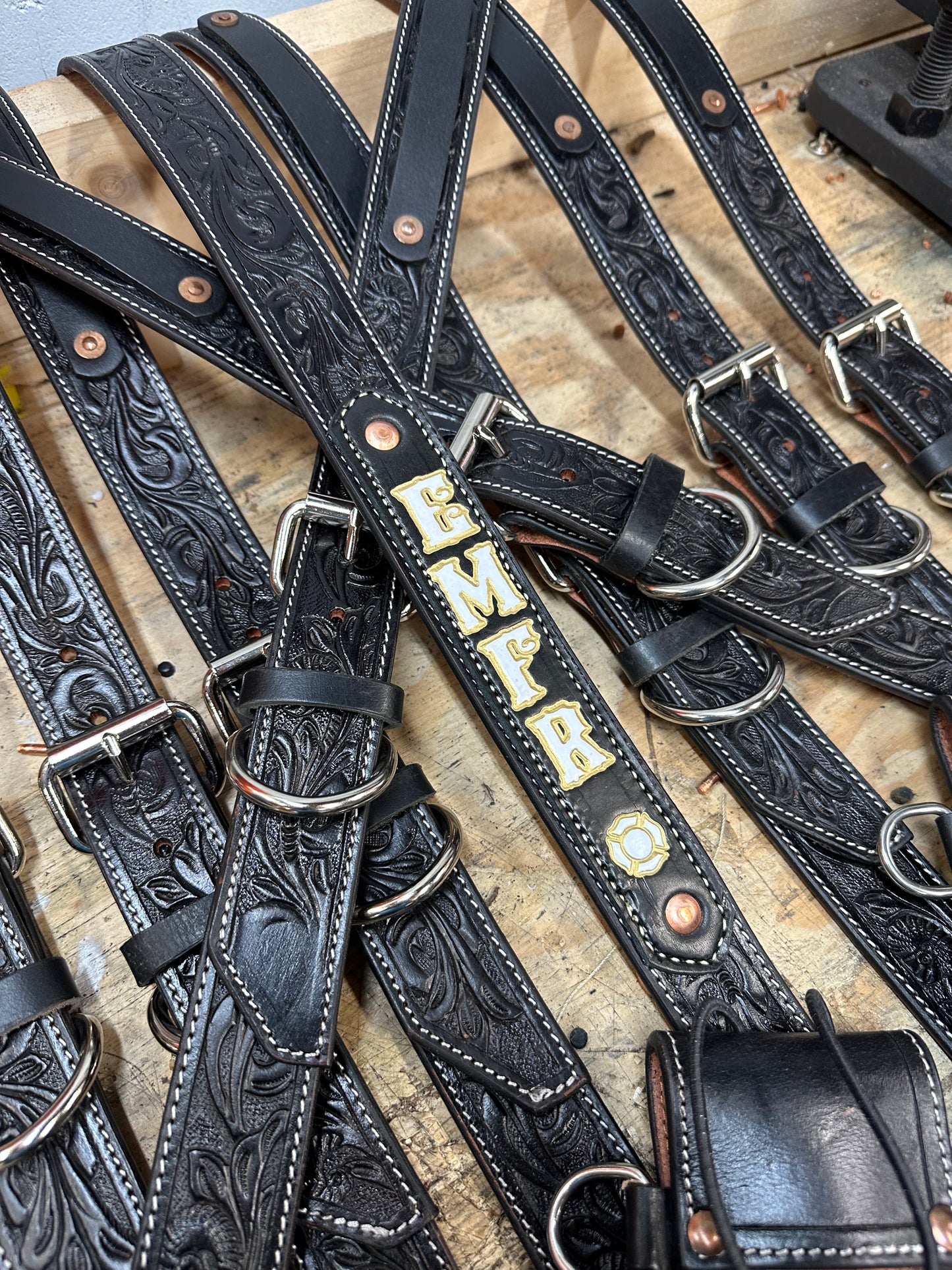 “NEW” BLACKED OUT TOOLED CUSTOM RADIO STRAP SET