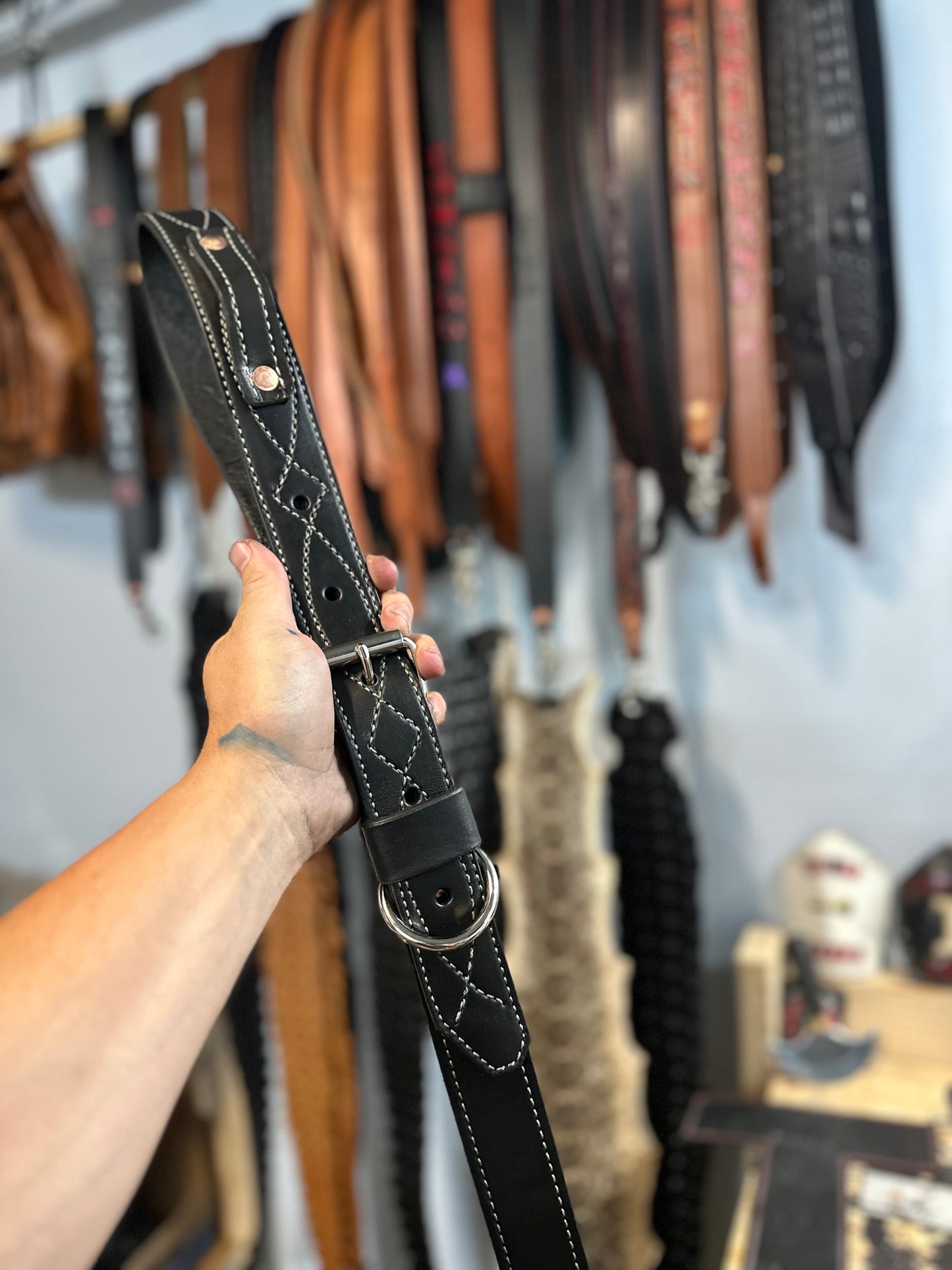 “THE GUNSLINGER” Radio Strap Set