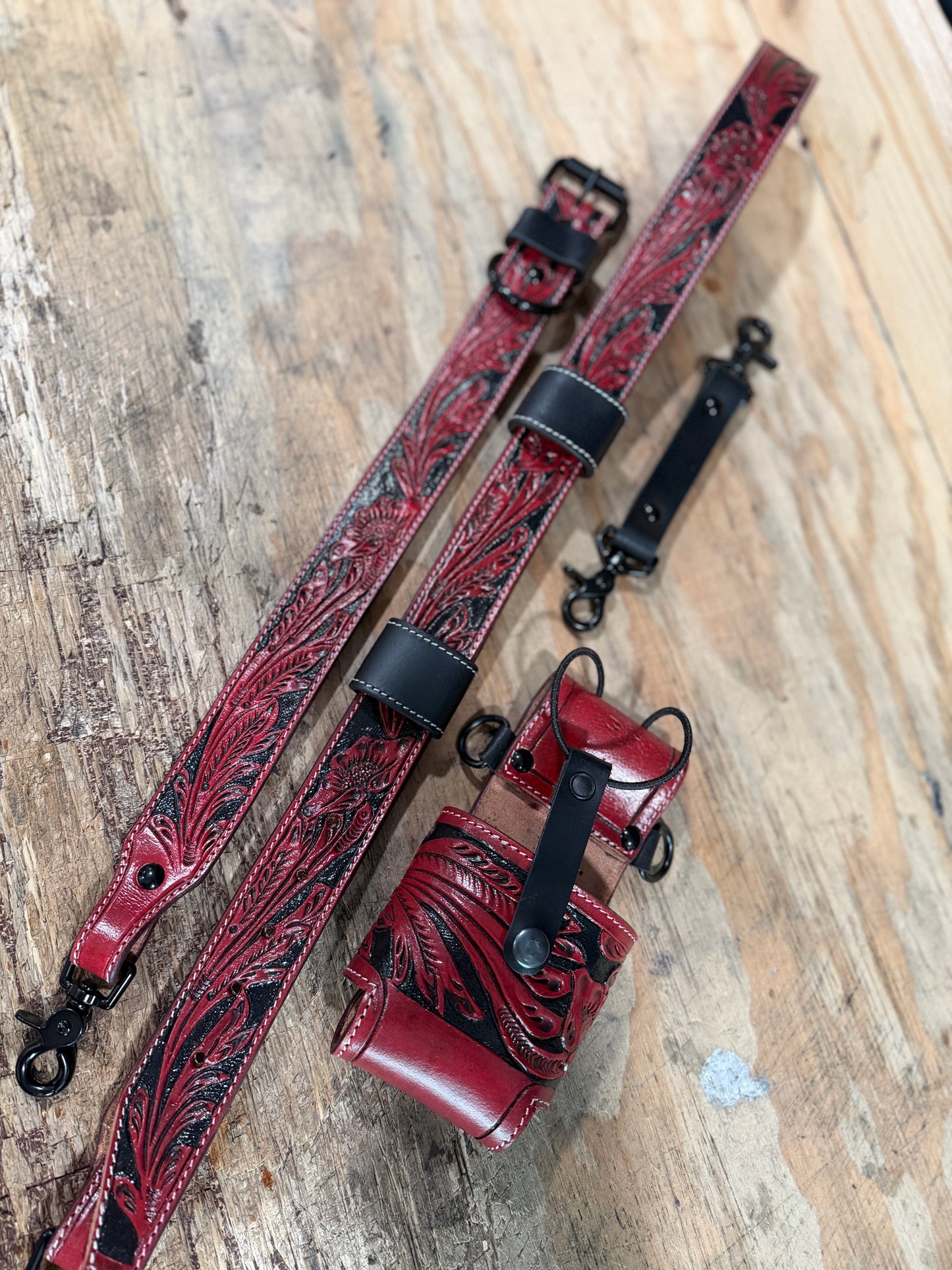 Red & Black Tooled Custom Radio Strap Set