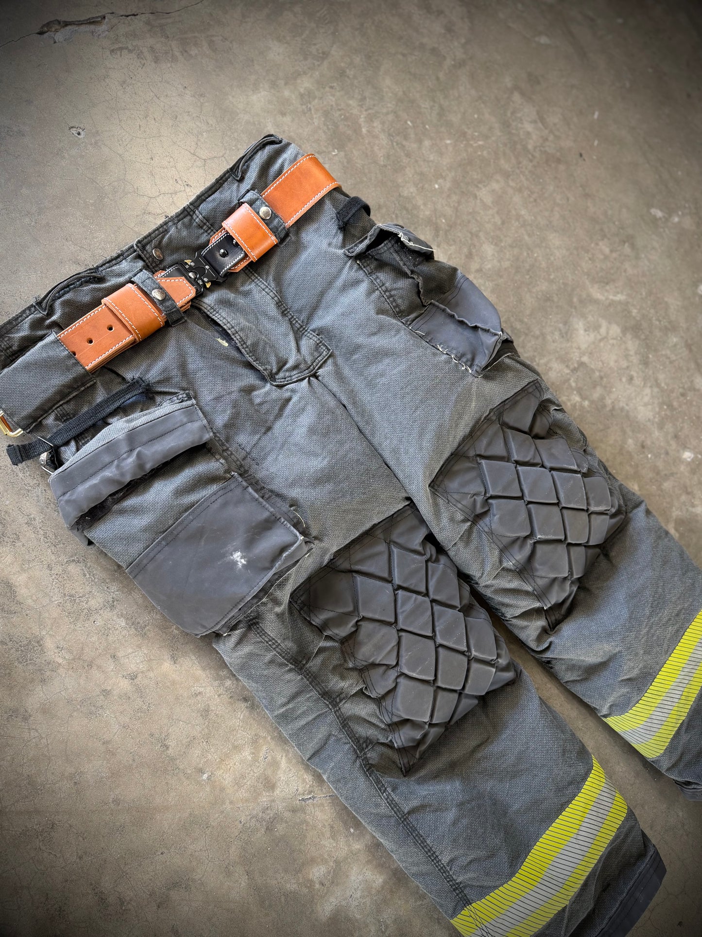 THE IRONS – Leather Truck - Extrication Belt