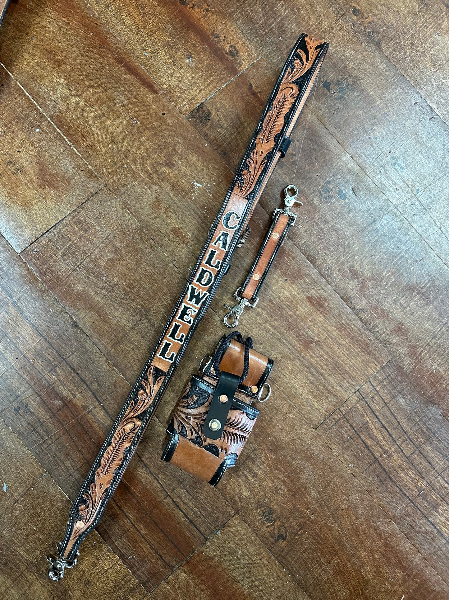 TOOLED CUSTOM RADIO STRAP SET NO. 3