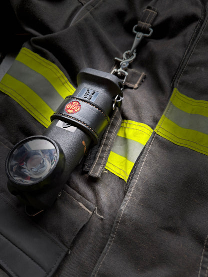 “FAT STRAP” Leather Inverted flashlight holder