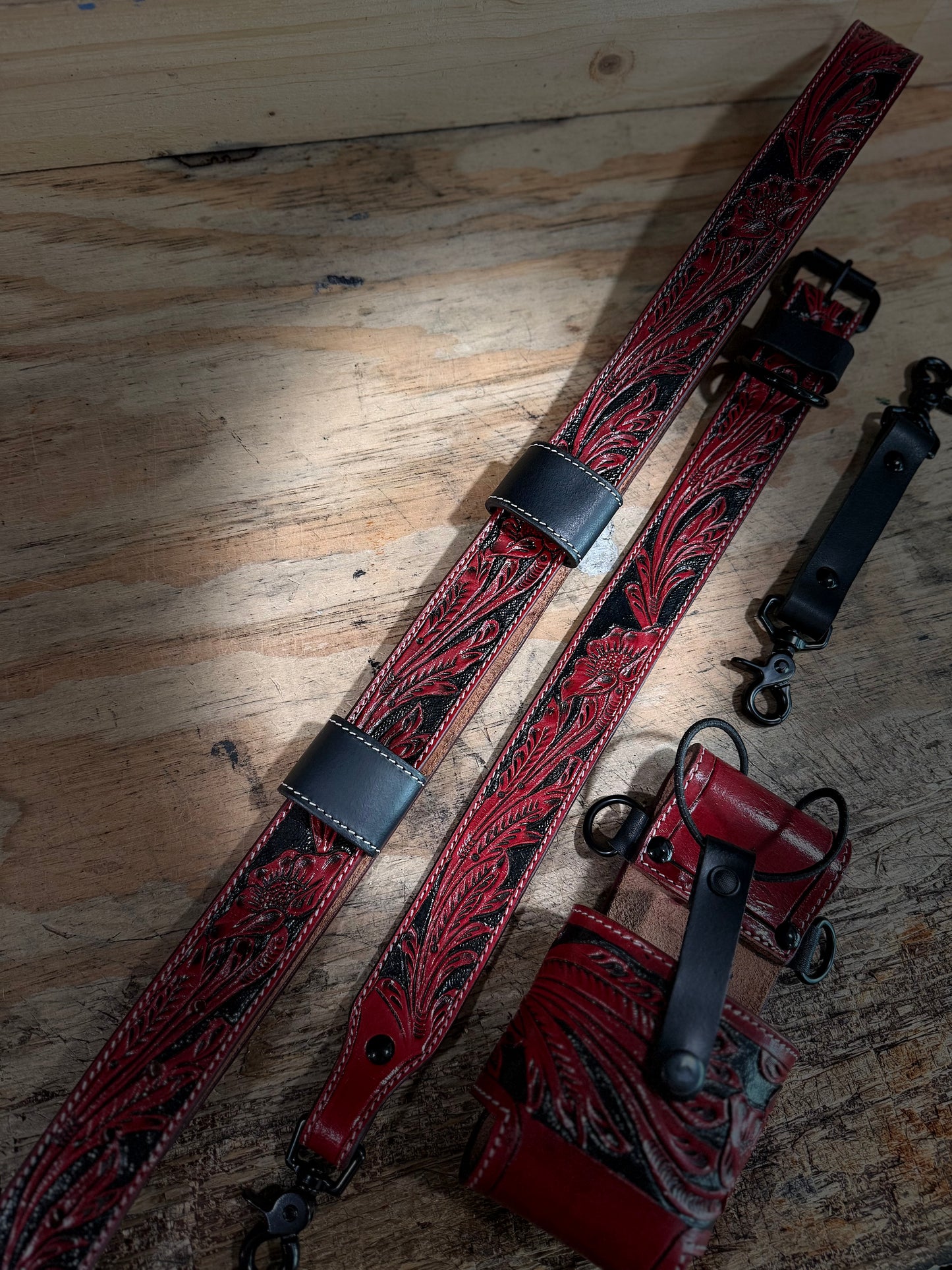Red & Black Tooled Custom Radio Strap Set