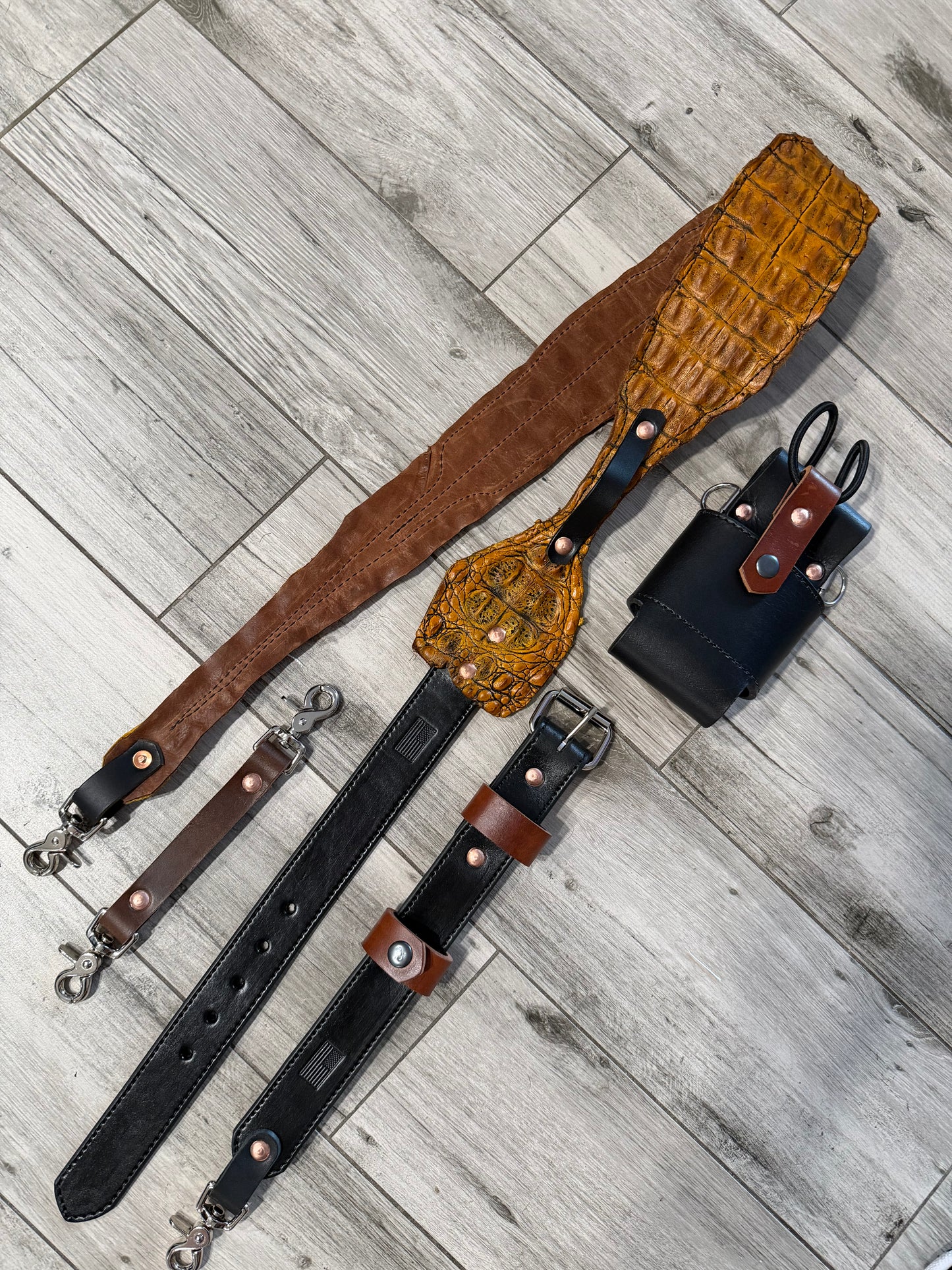 Fat Back - Genuine Crocodile Radio Strap Set