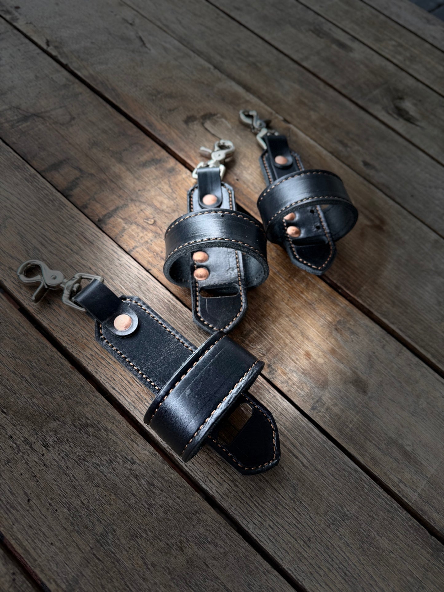 “FAT STRAP” Leather Inverted flashlight holder