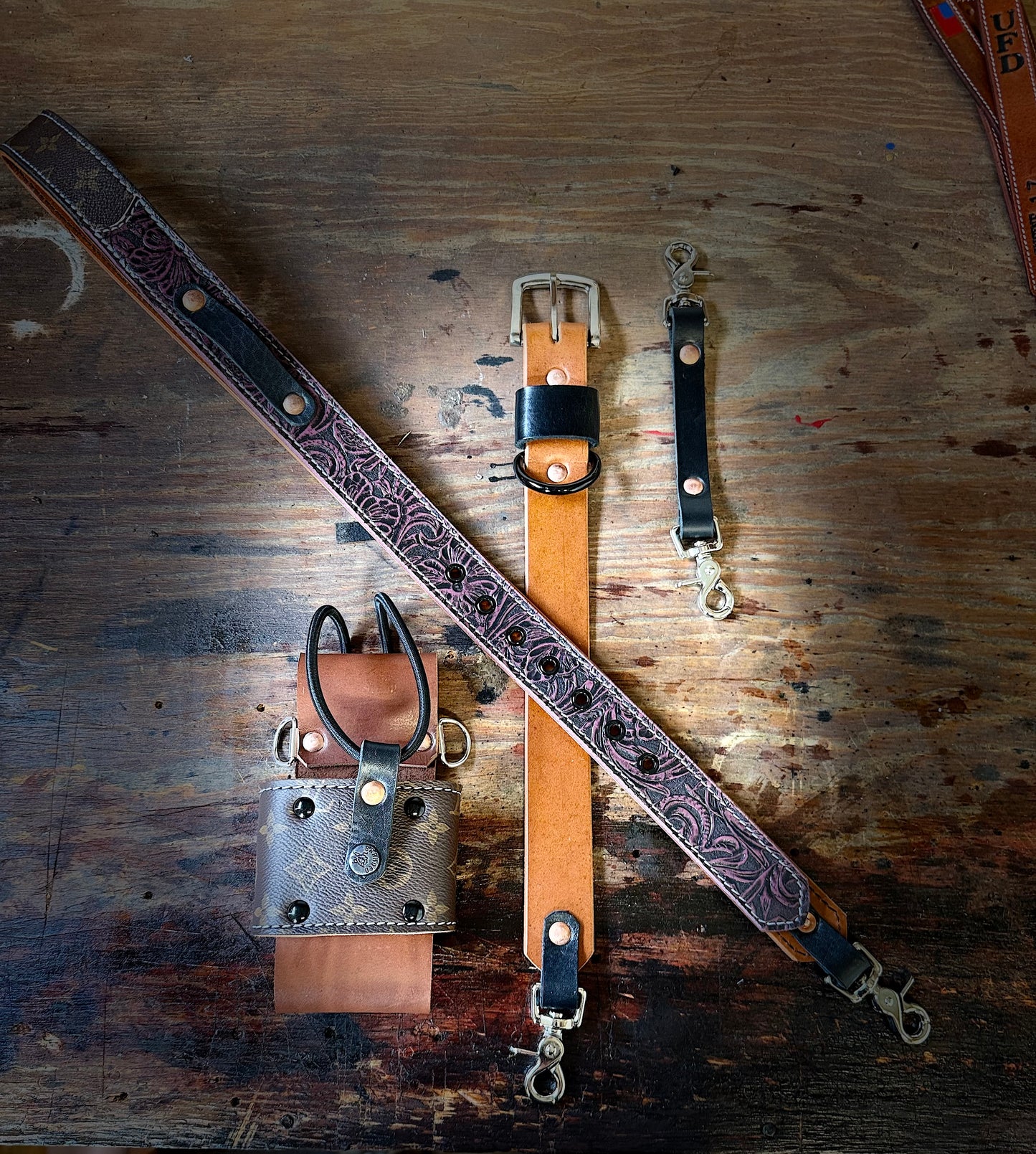 DESIGNER RADIO STRAP SET
