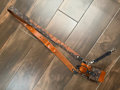 THE BAYOU BANDIT – Designer × Crocodile Radio Strap Set