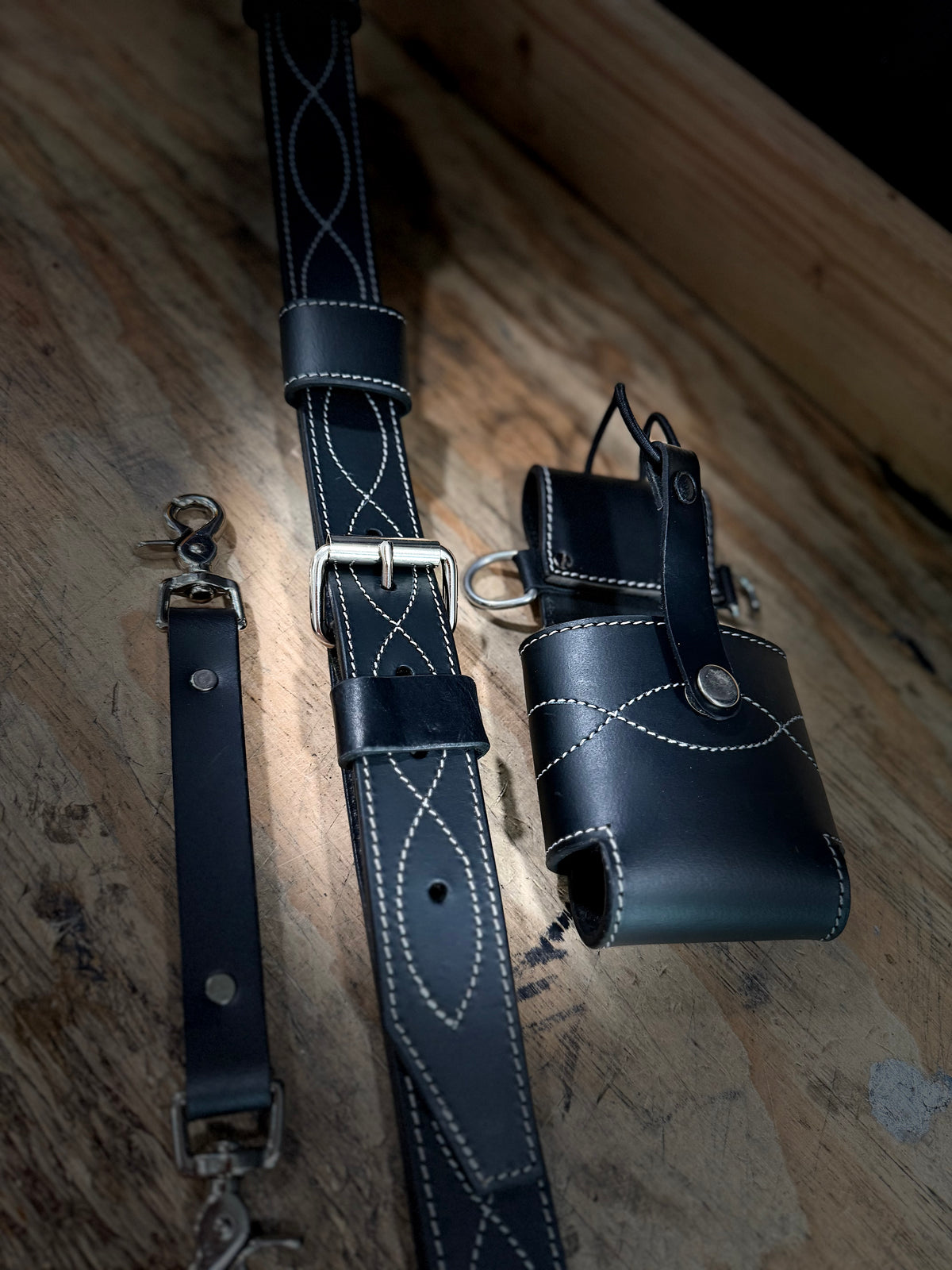 The Gunslinger Radio Strap Set