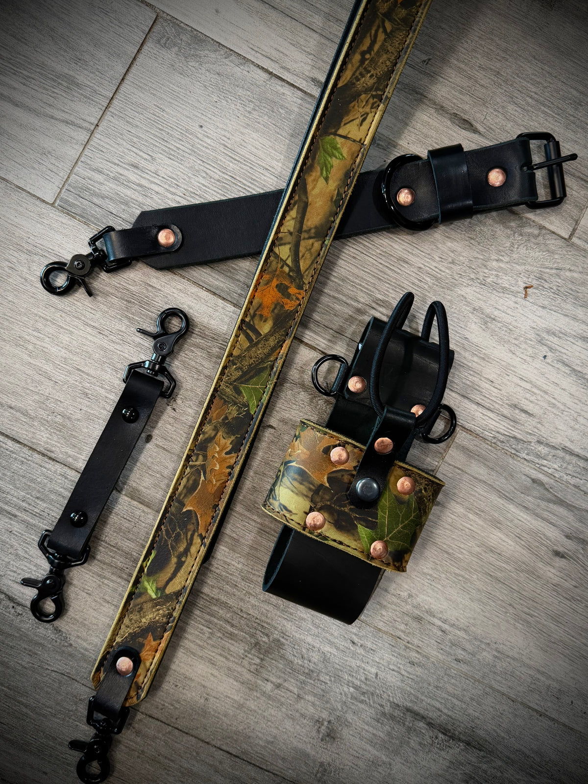 “The Invisible” Radio Strap Set