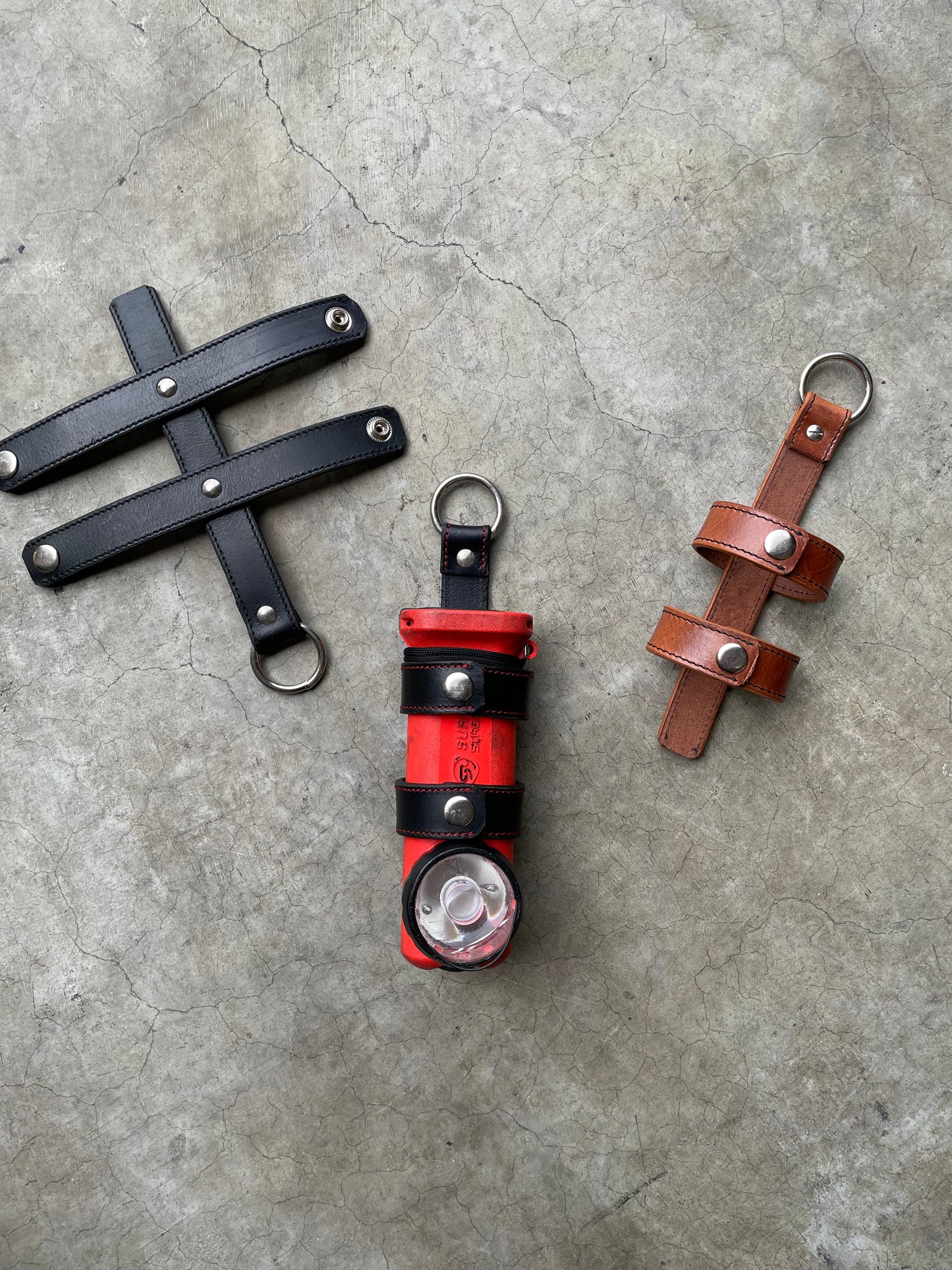 “THE MINIMALIST ” Leather Inverted flashlight holder